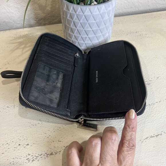 Michael Kors Jet Set Travel Multifunction Large Phone Case Wallet Wristlet - Picture 9 of 12